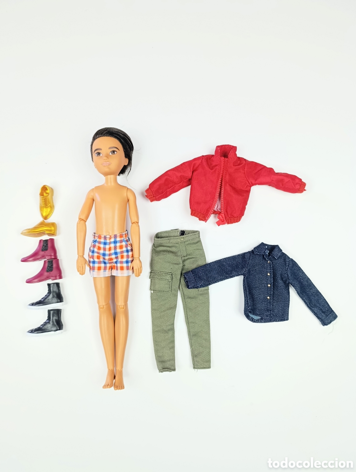 Barbie y Ken: Mu&ntilde;eco barbie no binario creatable world