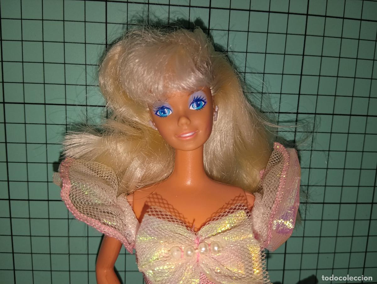 Barbie y Ken: Mu&ntilde;eca Barbie Pretty Surprise 1991 fragancia
