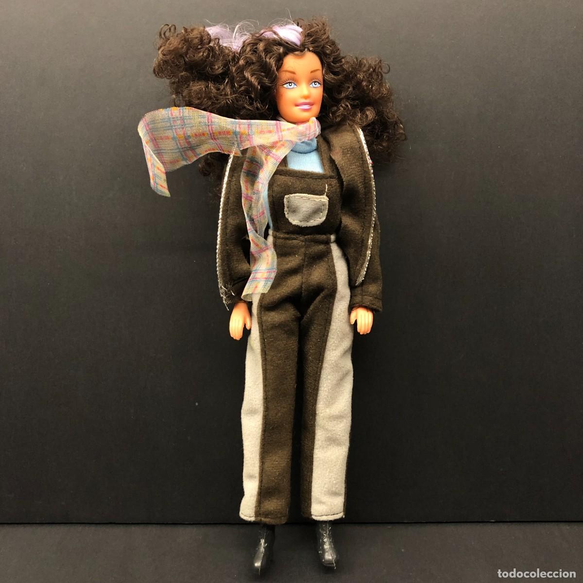 Barbie y Ken: MU&Ntilde;ECA - NICHELLE - G&Eacute;N&Eacute;RATION GIRL - DANCE PARTY - MATTEL - 29 X 9 CM / 32
