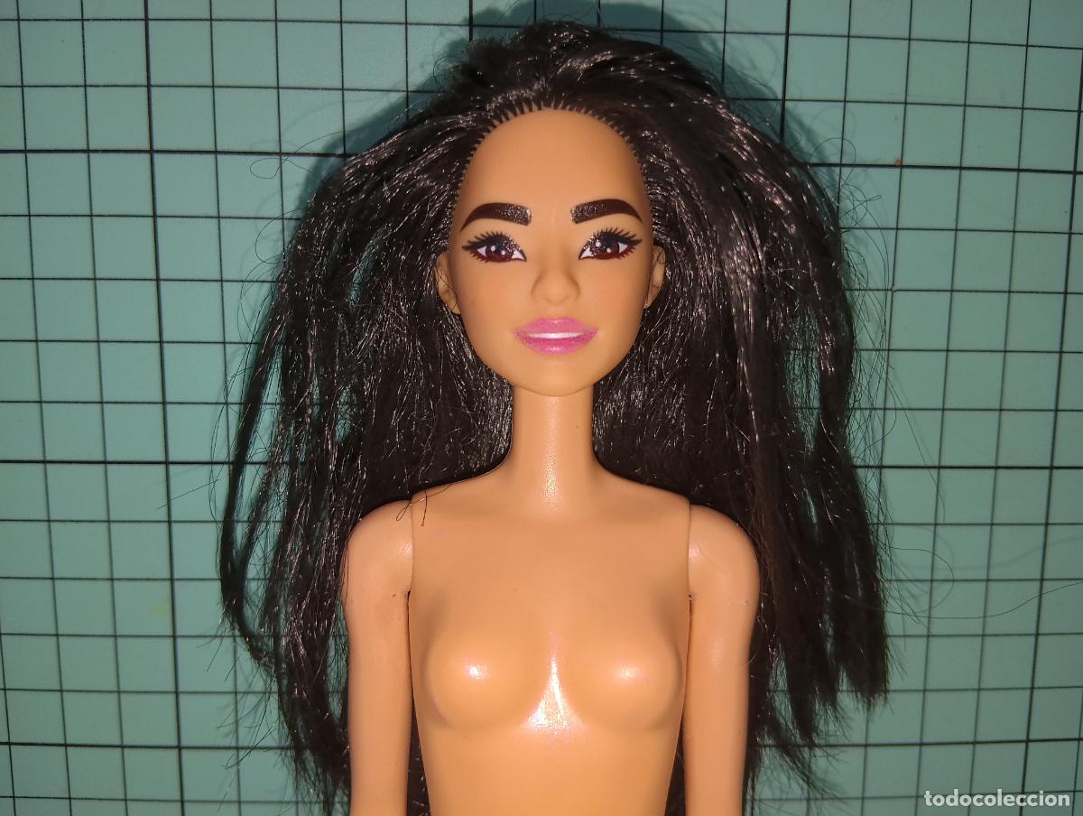Barbie y Ken: Mu&ntilde;eca Barbie fashionista asi&aacute;tica