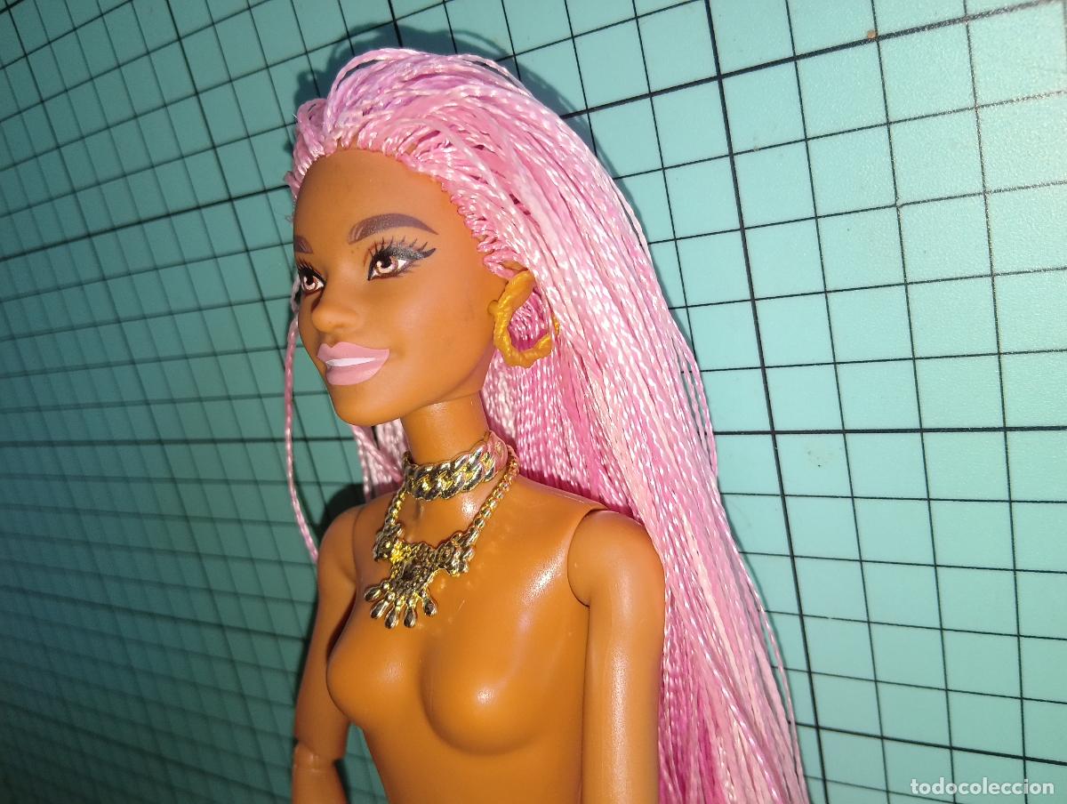 Barbie y Ken: Mu&ntilde;eca Barbie extra negrita - Foto 3