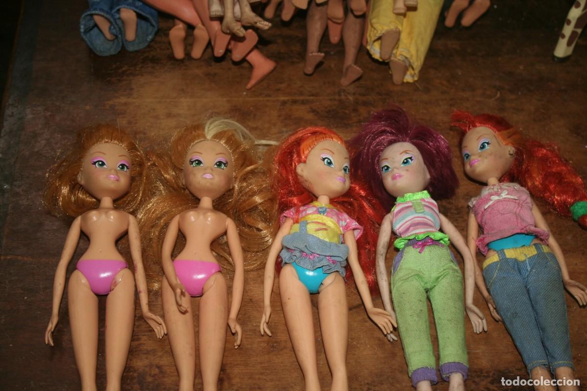 Barbie y Ken: lote de mu&ntilde;ecas winx 5