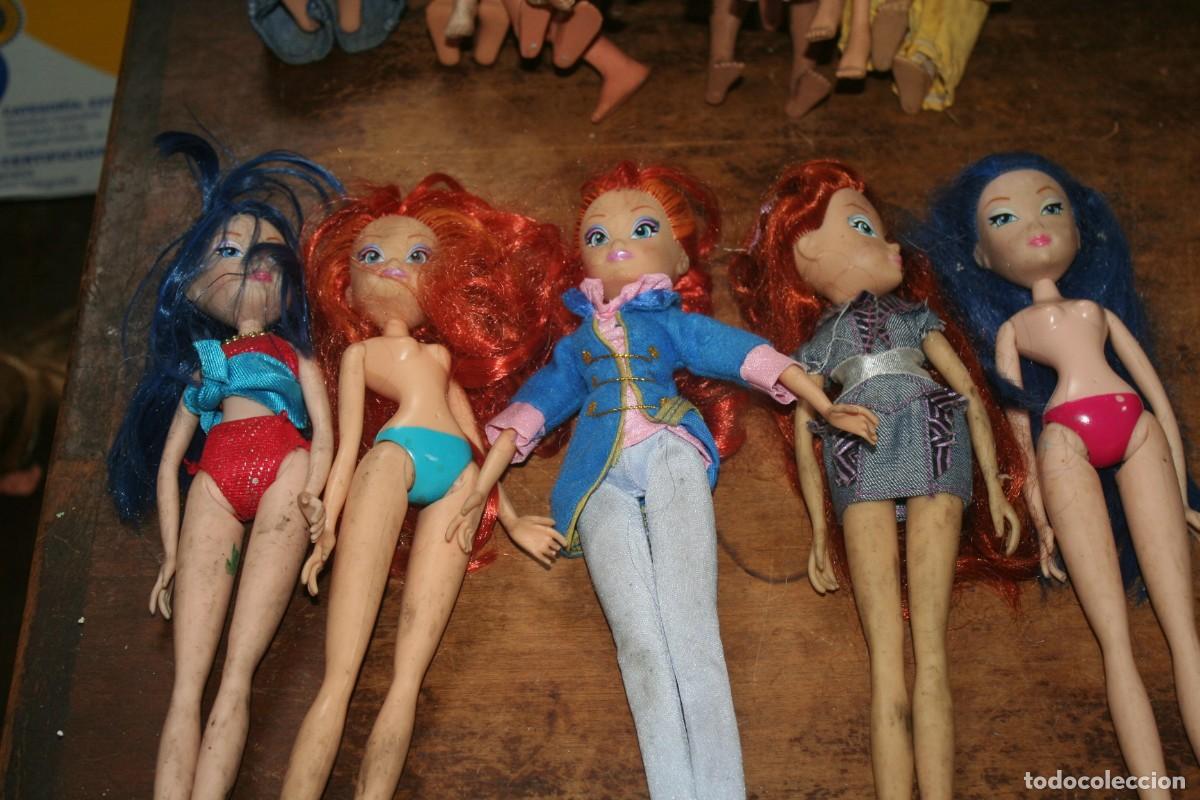 Barbie y Ken: lote de mu&ntilde;ecas winx 5