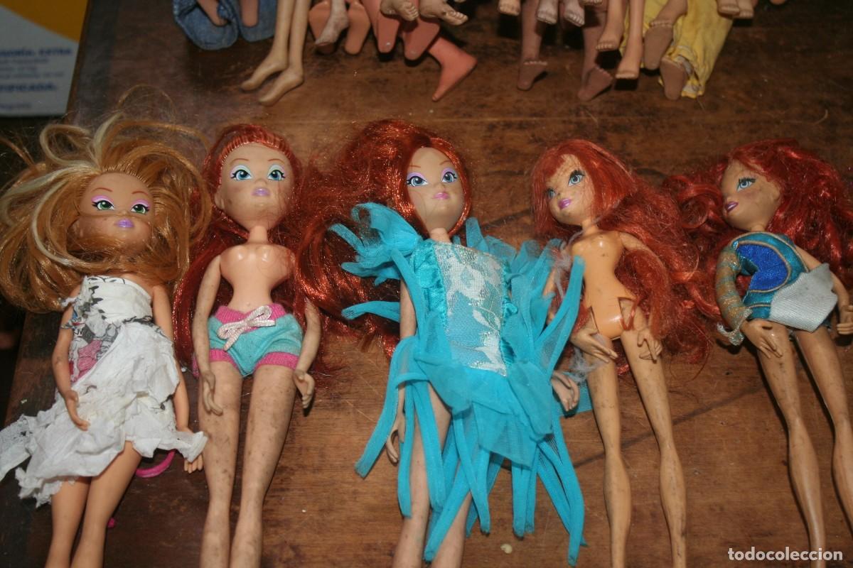 Barbie y Ken: lote de mu&ntilde;ecas winx 5