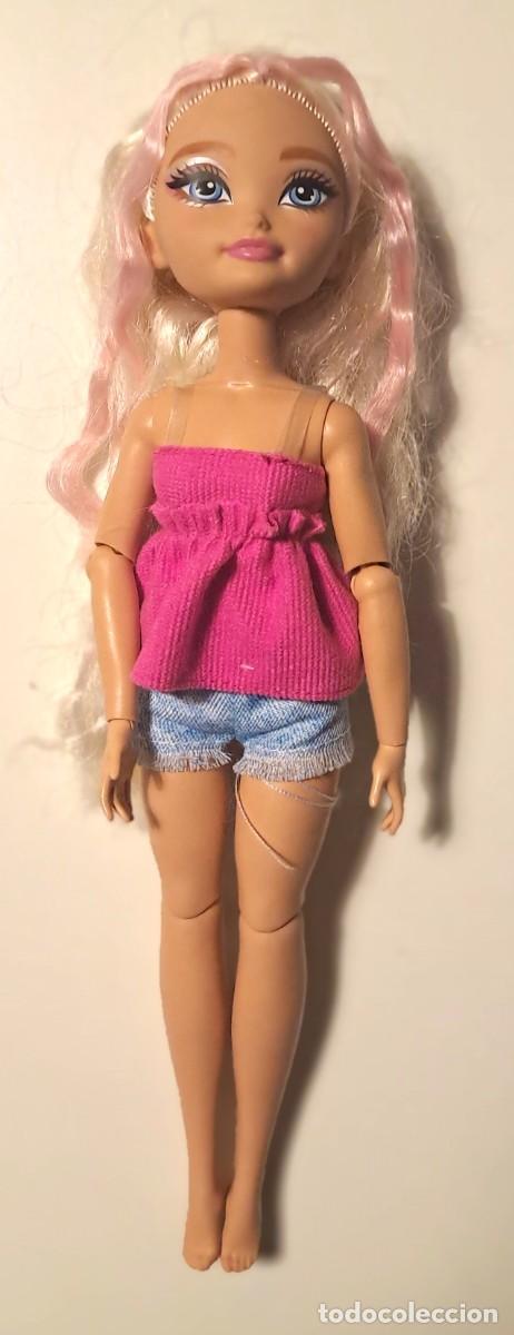 Barbie y Ken: MU&Ntilde;ECA BARBIE DREAM BESTIES MALIBU (MATTEL)