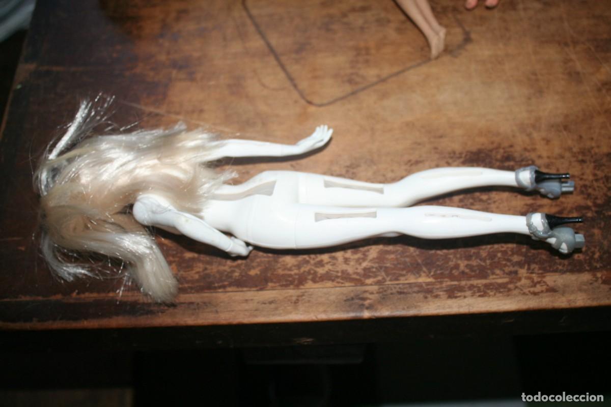 Barbie y Ken: mu&ntilde;eca harumika maniqui - Foto 3