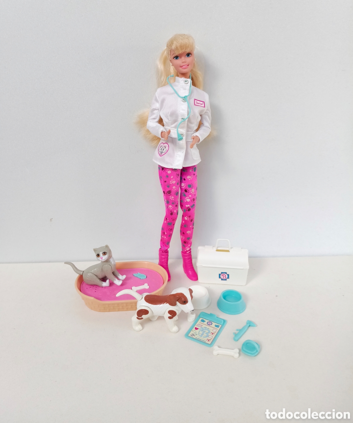 Barbie y Ken: Barbie Pet Doctor 1996 veterinaria con accesorios perro y gato a&ntilde;os 90