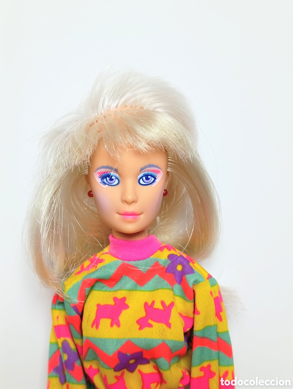 Barbie y Ken: Mu&ntilde;eca jem and the holograms