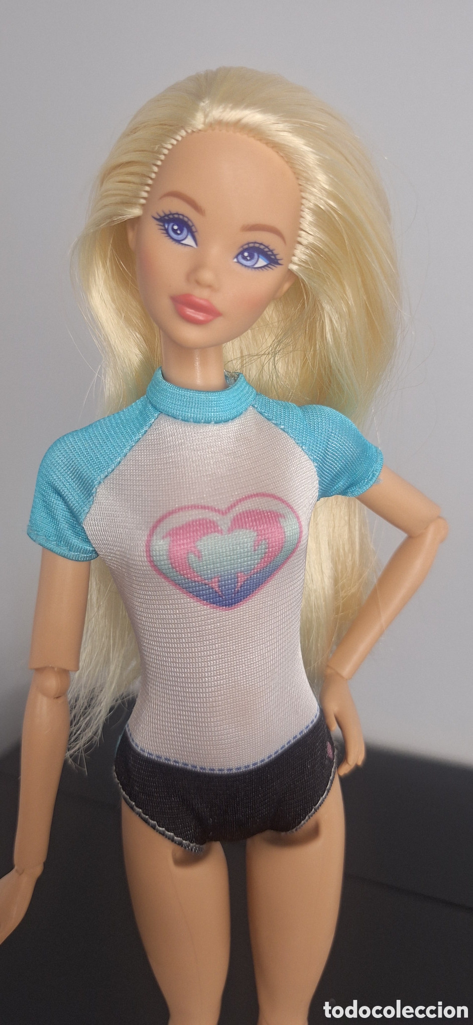 Barbie y Ken: mono Barbie surfera actual