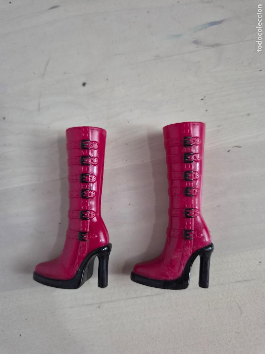 Barbie y Ken: my scene barbie botas rojas nolee masquerade madness