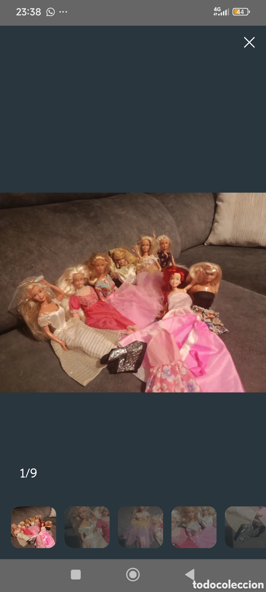 Barbie y Ken: Lote de Barbies y vestidos vintage.