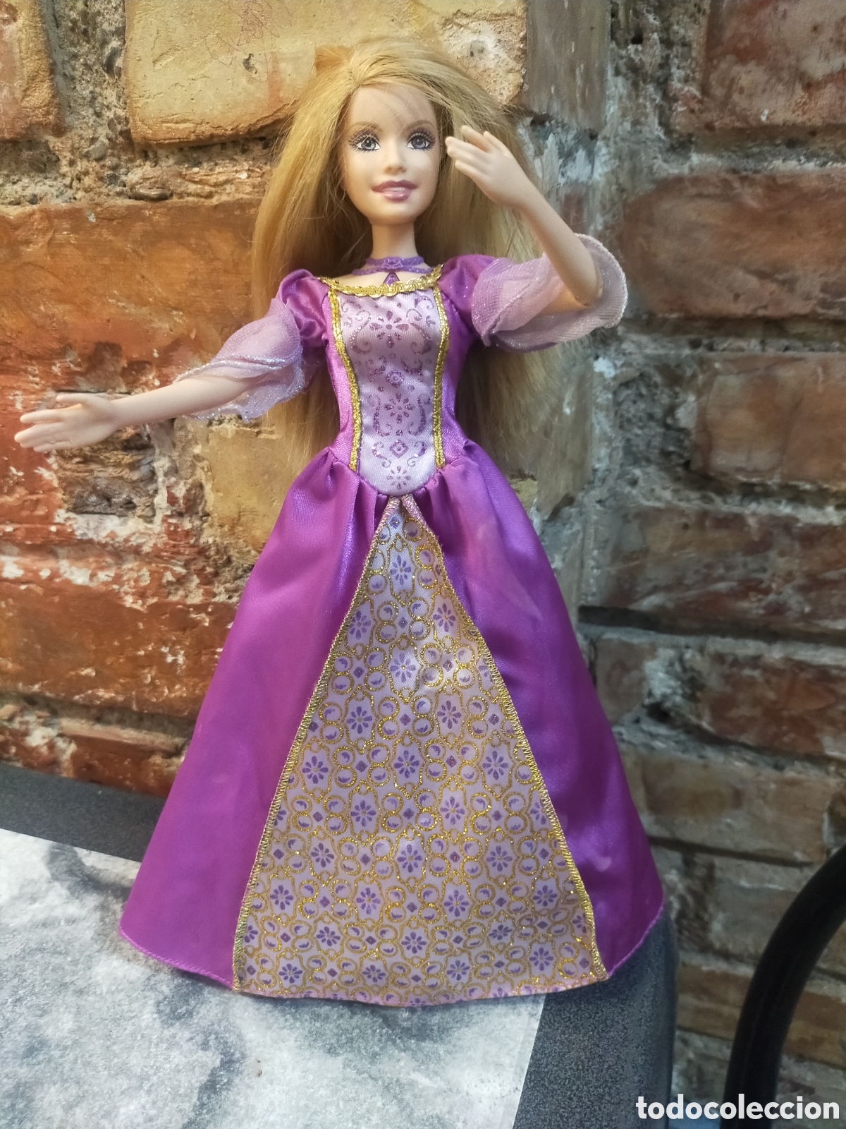 Barbie y Ken: Barbie Princesa de la Isla Princesa Luciana