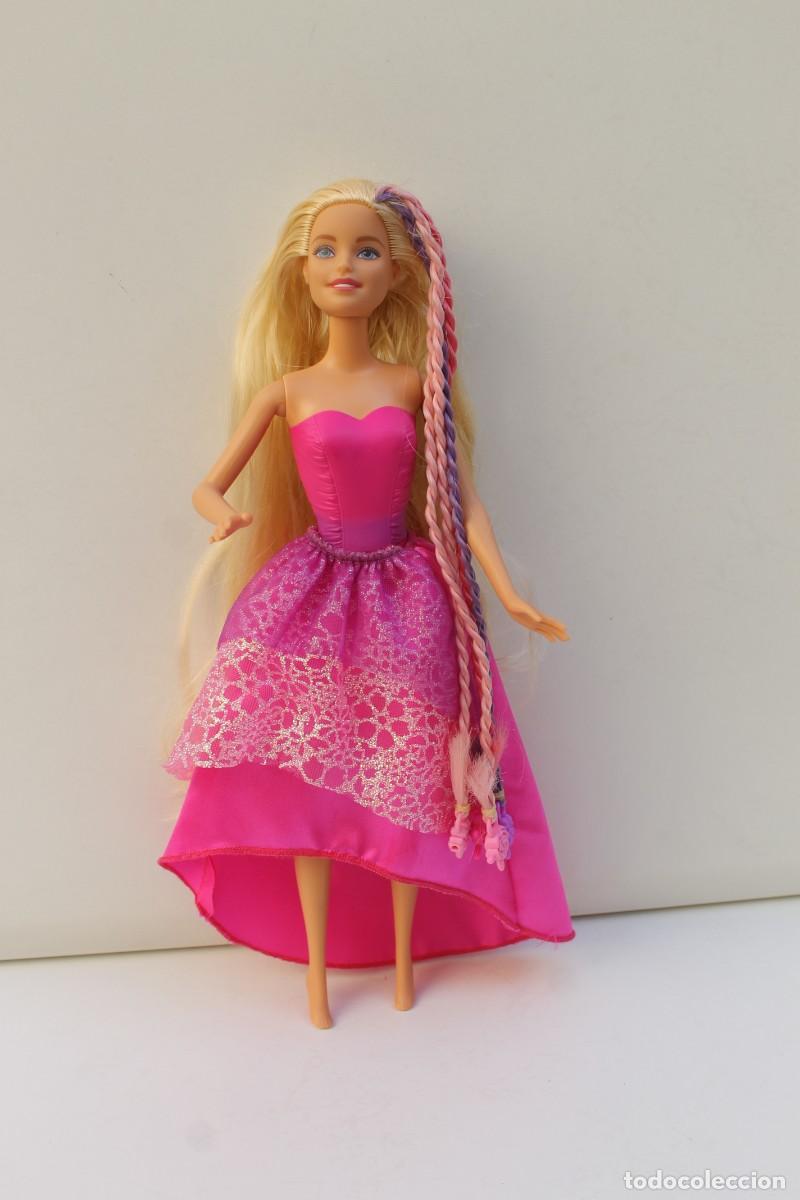Barbie y Ken: BARBIE . MATTEL 2013 EN NUCA , 2015 EN CUERPO - CHINA.