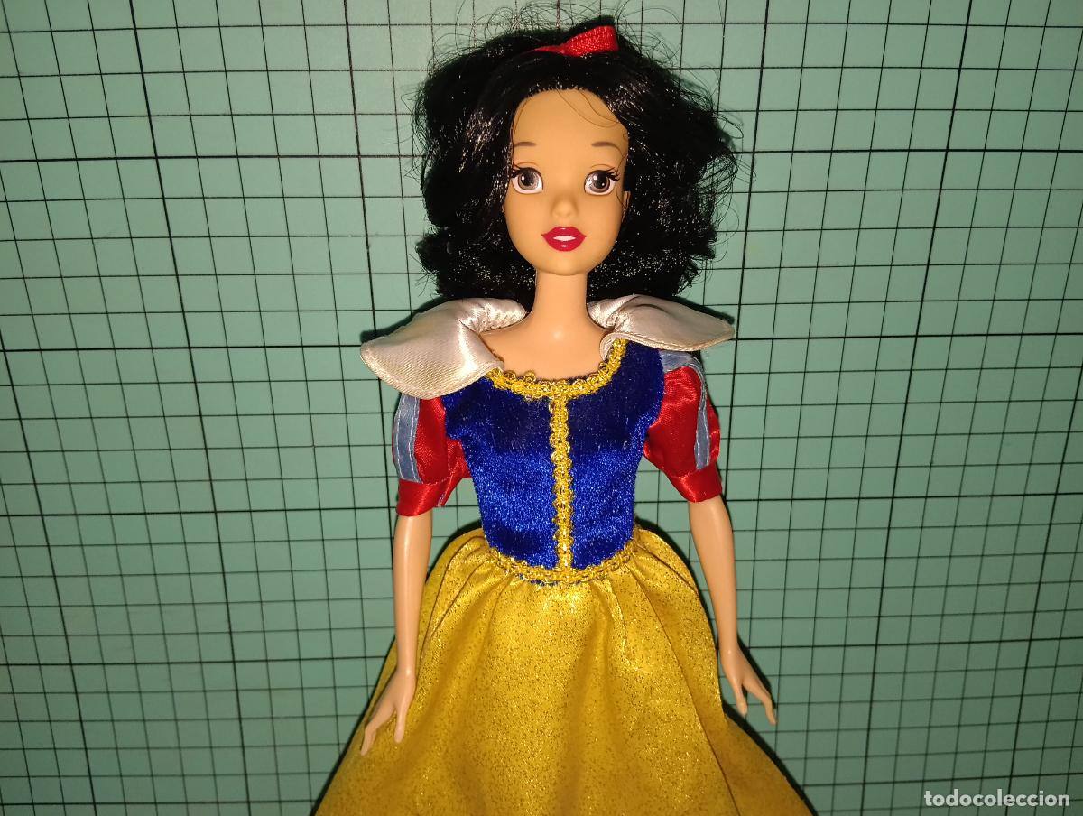 Barbie y Ken: Mu&ntilde;eca Barbie Blancanieves Disney store - Foto 3