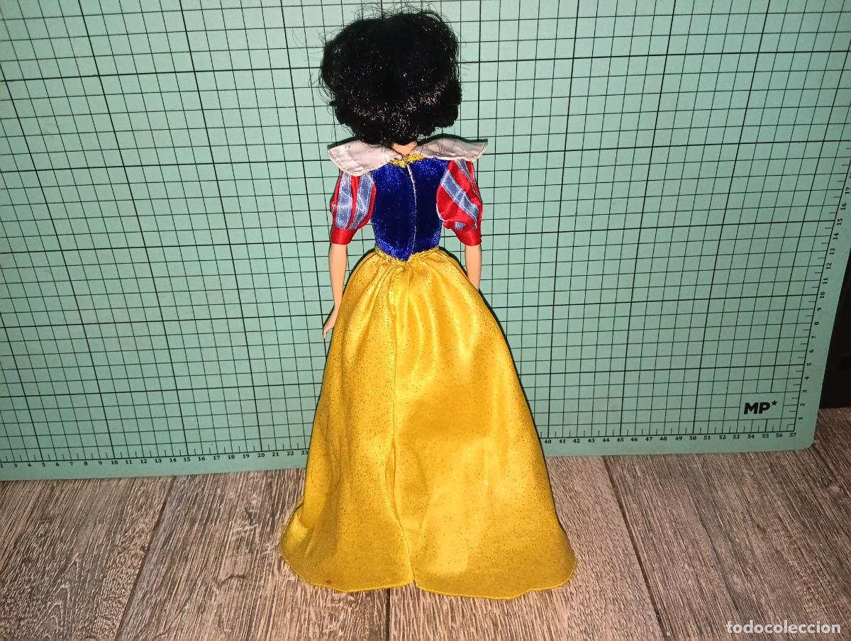 Barbie y Ken: Mu&ntilde;eca Barbie Blancanieves Disney store - Foto 5