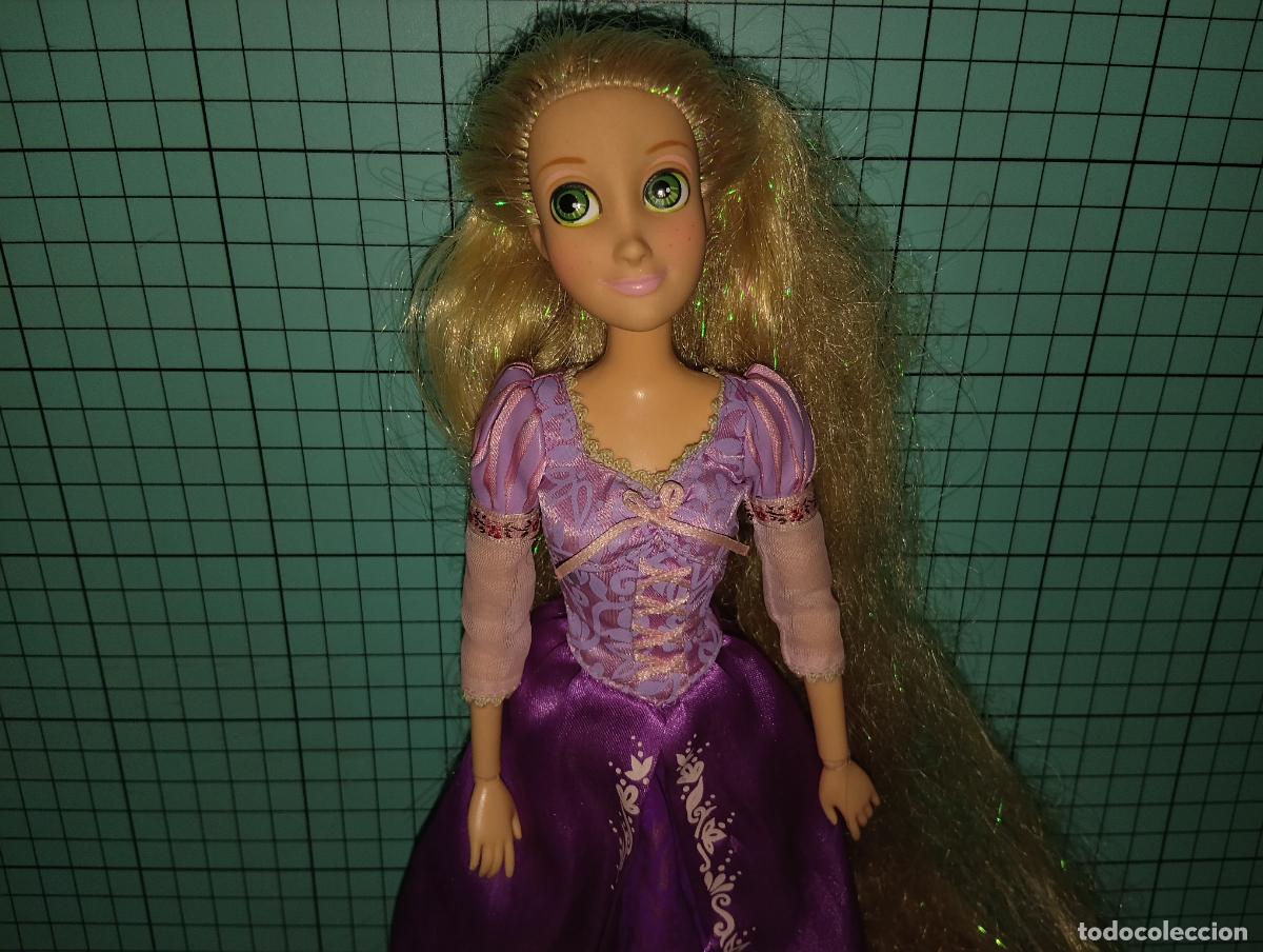 Barbie y Ken: Mu&ntilde;eca Barbie Rapunzel Disney store - Foto 4