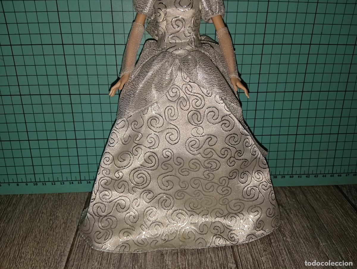 Barbie y Ken: Mu&ntilde;eca Barbie cenicienta Disney store - Foto 4