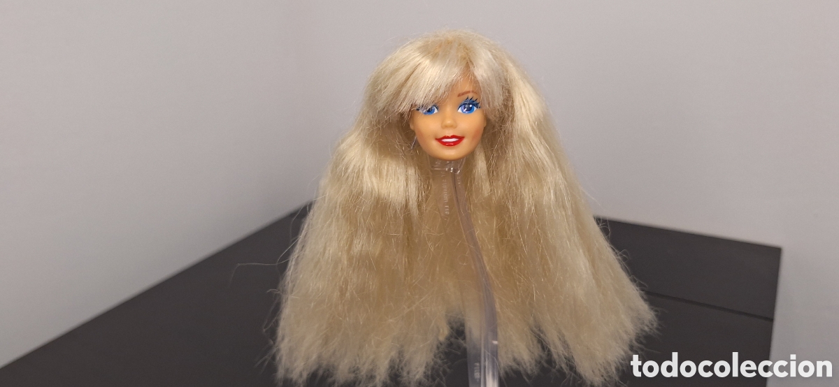 Barbie y Ken: cabeza Barbie benetton spain