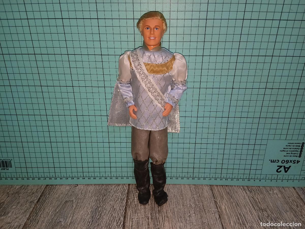 Barbie y Ken: Mu&ntilde;eco Ken pr&iacute;ncipe cenicienta - Foto 1