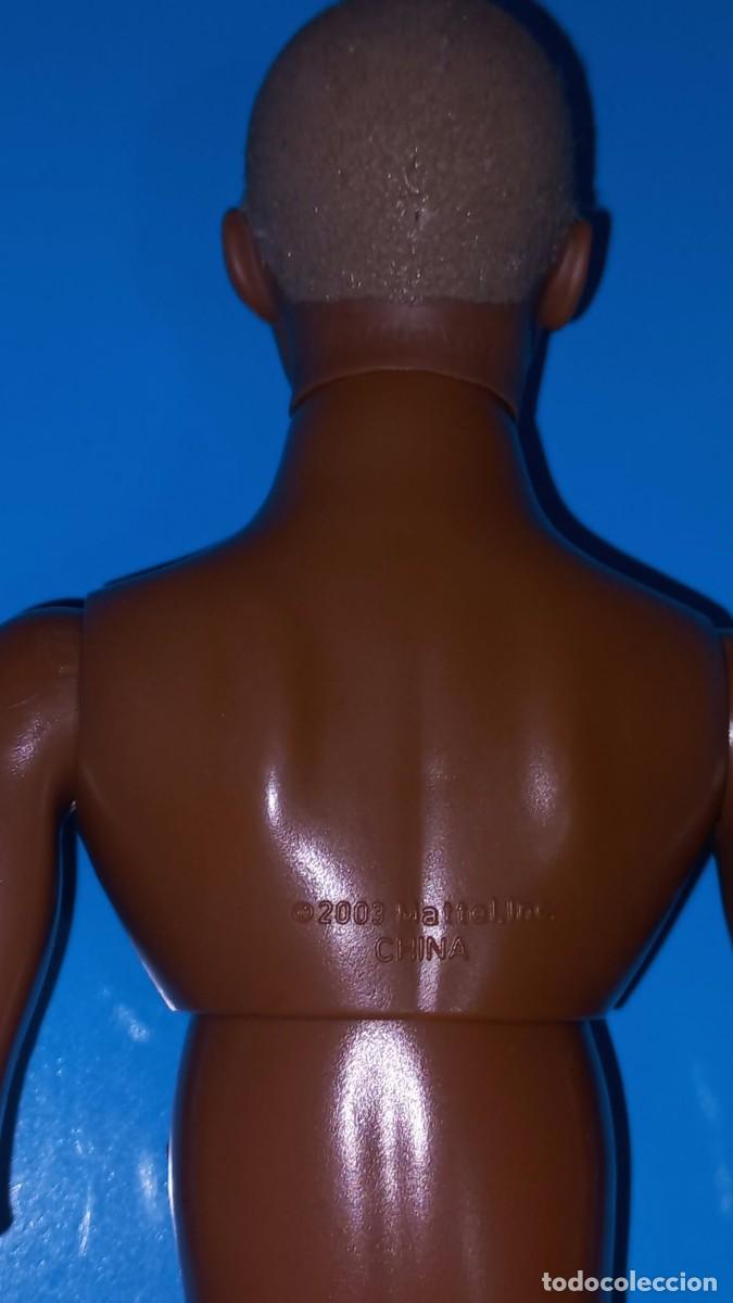 Barbie y Ken: Mu&ntilde;eco Flavas, Tre - Mattel - 2003 - Foto 6