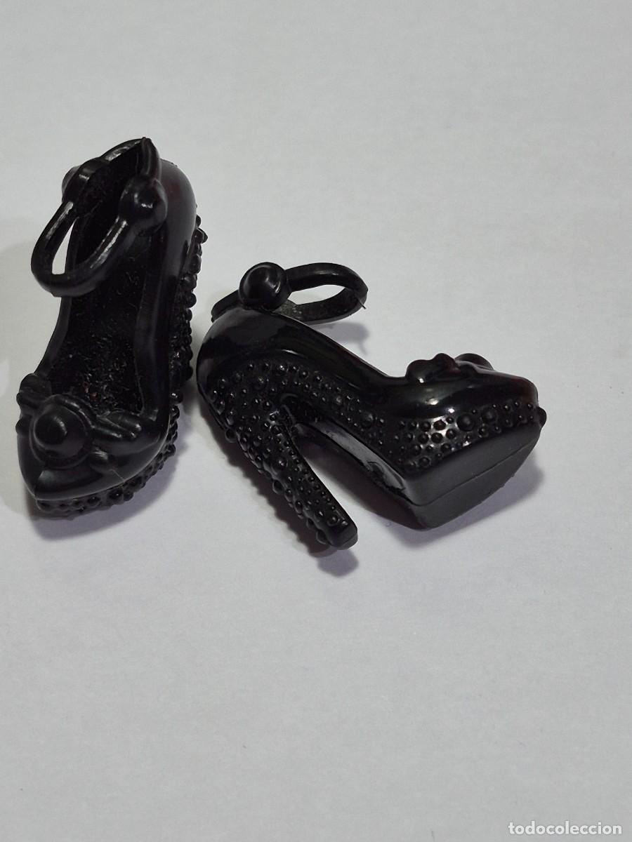 Barbie y Ken: Zapatos barbie fashionista