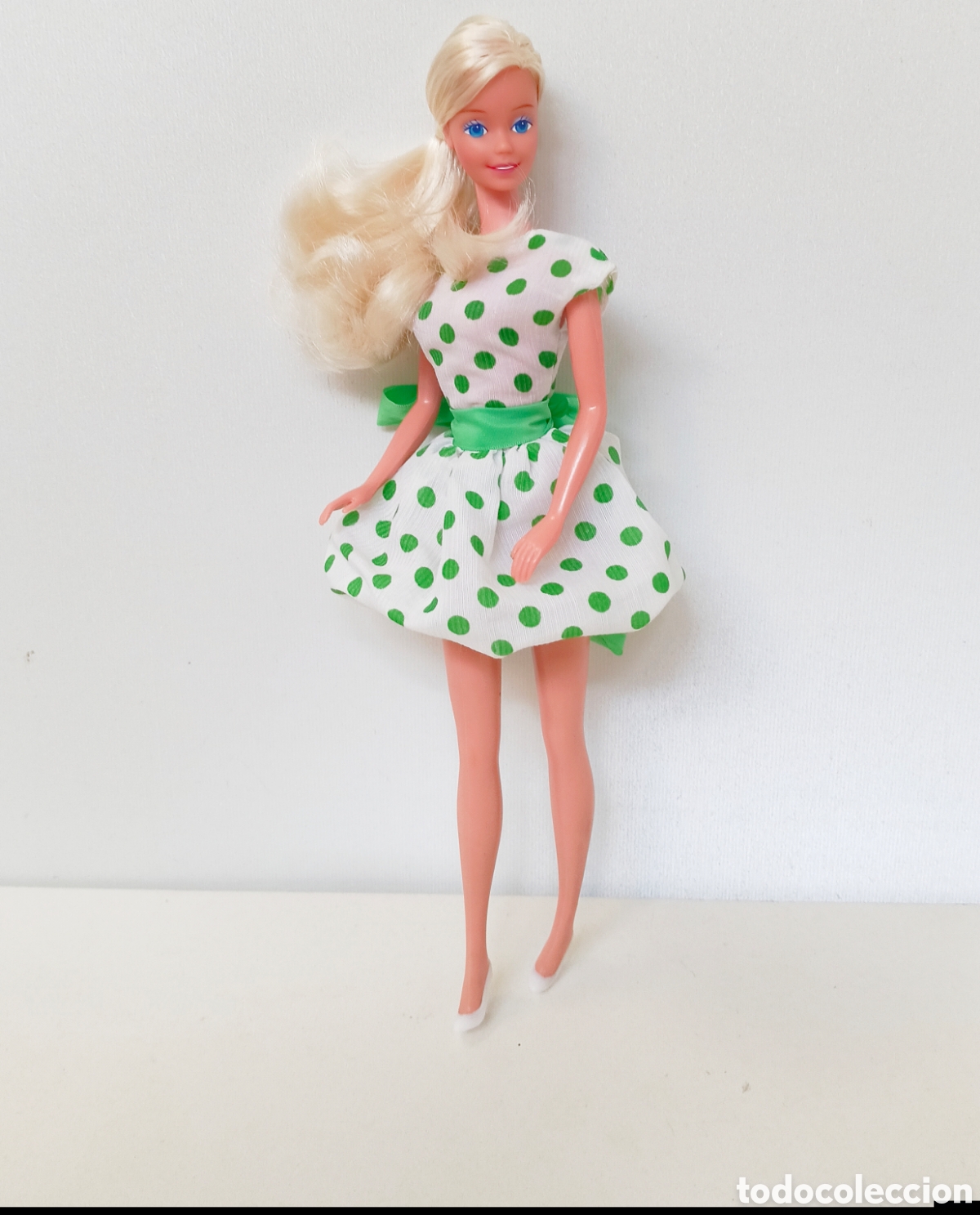 Barbie y Ken: Barbie Chic 1988 con vestido blanco de lunares verdes Spain a&ntilde;os 80
