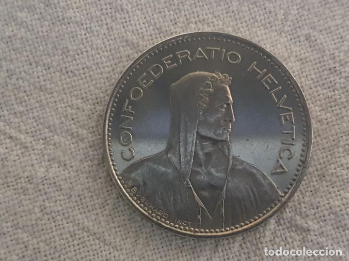 Billetes con errores: Error - Switzerland - 5 francs - 1984 - EBC/VF - reverso invertido - francos - Foto 6