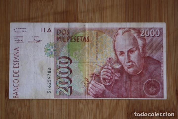 Billetes con errores: BILLETE DE 2000 PESETAS CON FALLO DE CORTE Y ENCUADRE - Foto 1