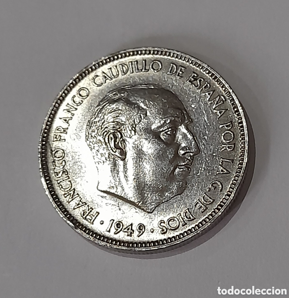 Billetes con errores: 100 Pesetas 1949 *19 * 50 S/C con error ( Mayor Di&aacute;metro , Desplazada y Ceja Cara Franco).