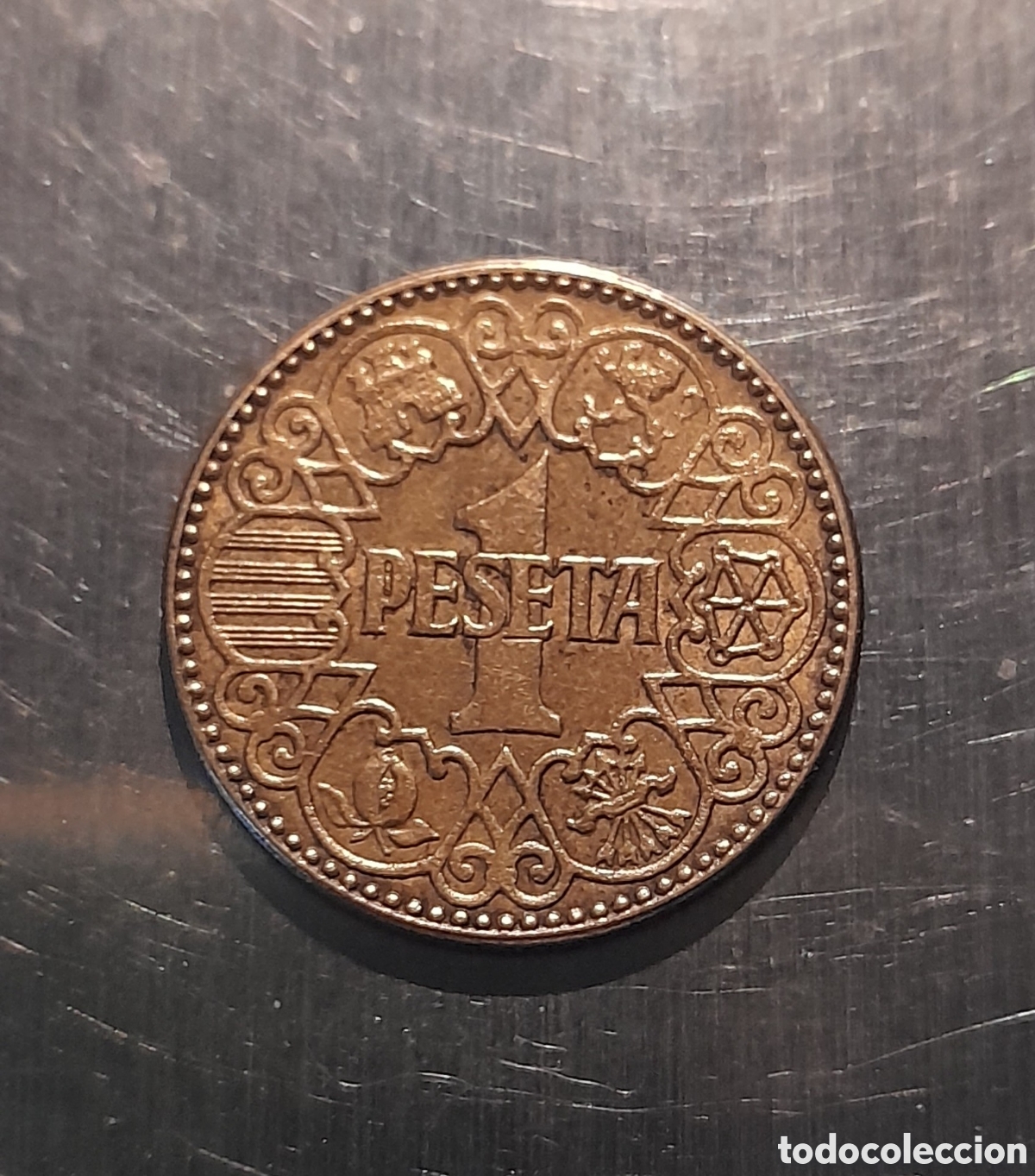 Billetes con errores: 1 Peseta 1944 Estado Espa&ntilde;ol S/C con Error de acu&ntilde;aci&oacute;n. M&aacute;s Monedas en mi perfil.