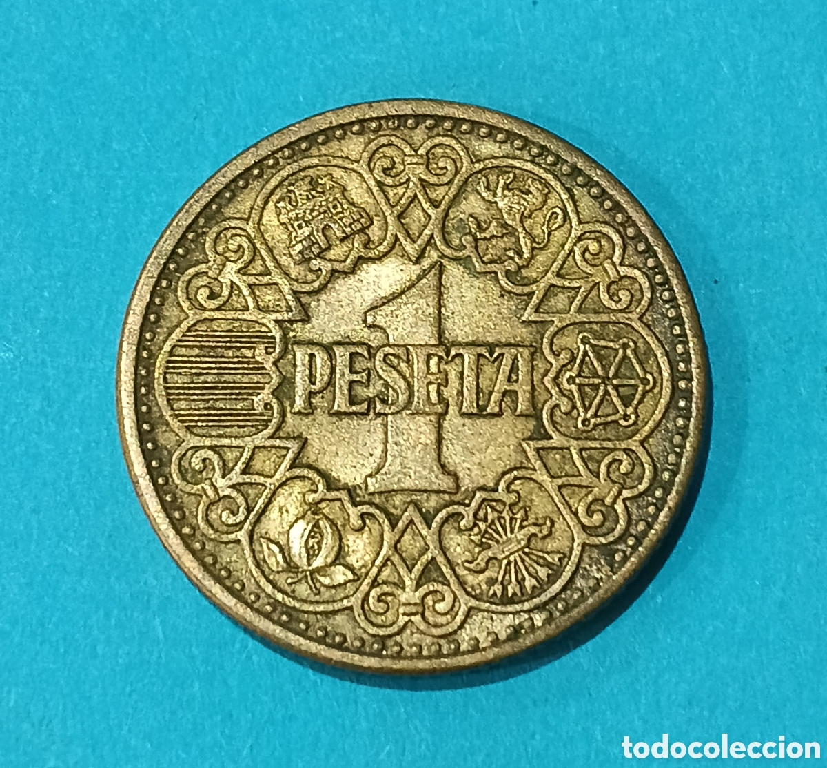 Banknoten mit Fehlern: 1 Peseta 1944 error de acu&ntilde;aci&oacute;n ( Torre y descentrada) . M&aacute;s monedas en mi perfil