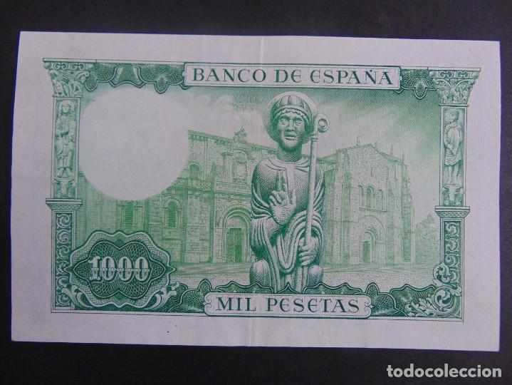 Billetes espa&ntilde;oles: 1000 PESETAS DE 1965 MBC+ - Foto 2