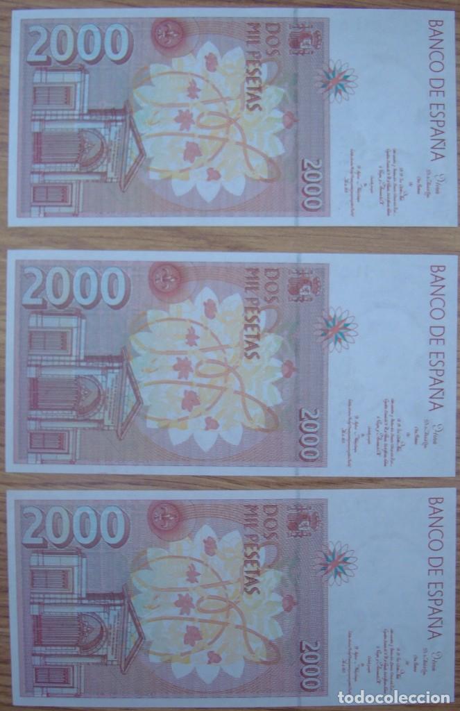 Billetes espa&ntilde;oles: TRES CORRELATIVOS DE 2000 PESETAS - Foto 2