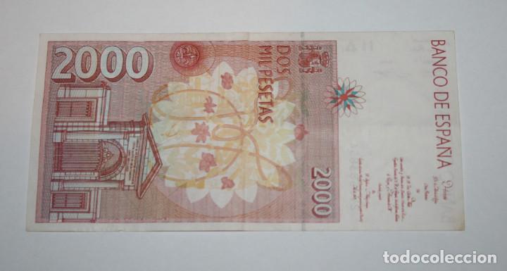 Billetes espa&ntilde;oles: BILLETE DE 2000 PESETAS 1992 SERIE 2V - Foto 2