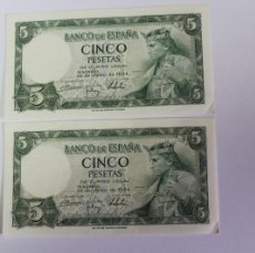 Billetes españoles: PAREJA CORRELATIVA DE BILLETES DE 5 PESETAS DEL 22 DE JULIO DE 1954 BANCO DE ESPAÑA CON SERIE EN SIN