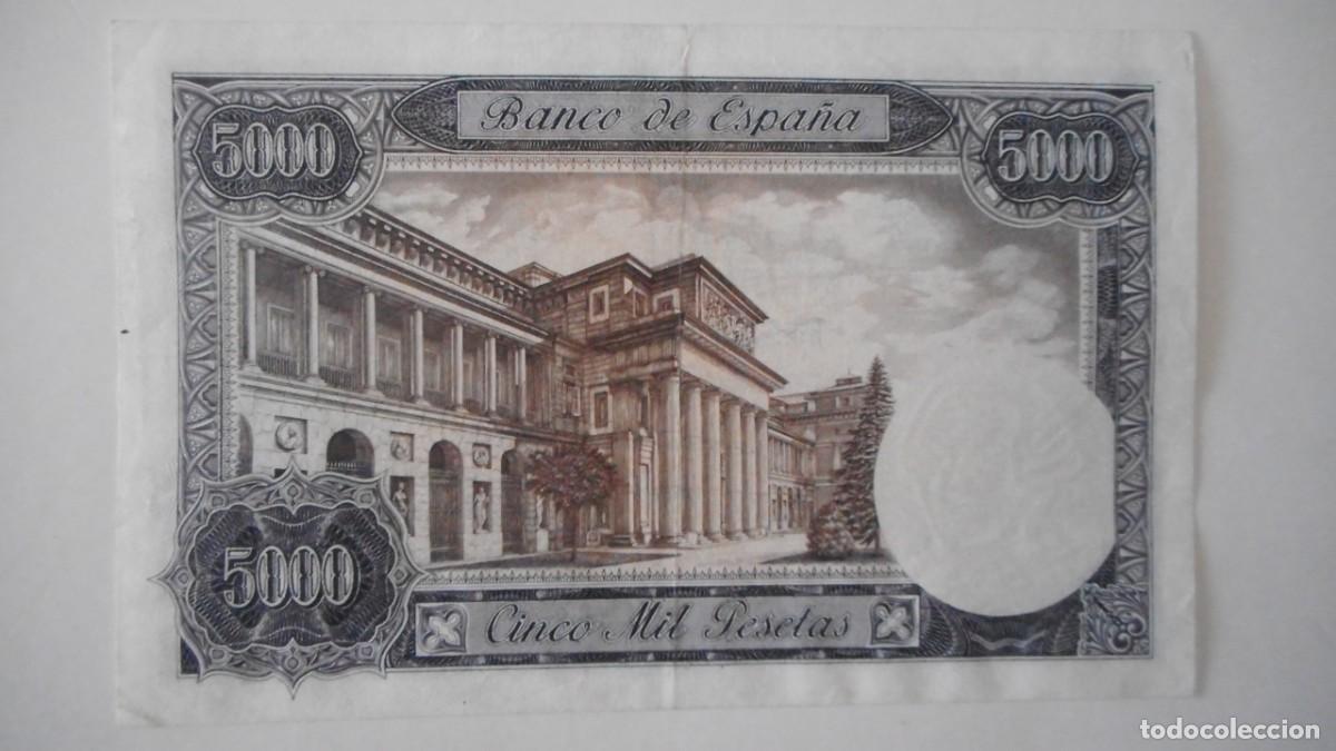 Billetes espa&ntilde;oles: 5000 PESETAS 1976 / MBC+ - Foto 2