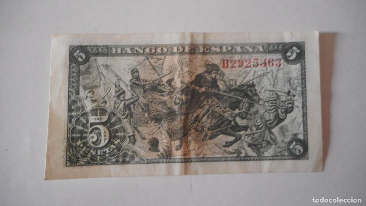 Billetes espa&ntilde;oles: 5 PESETAS 15 JUNIO 1945 / MBC+ - Foto 2