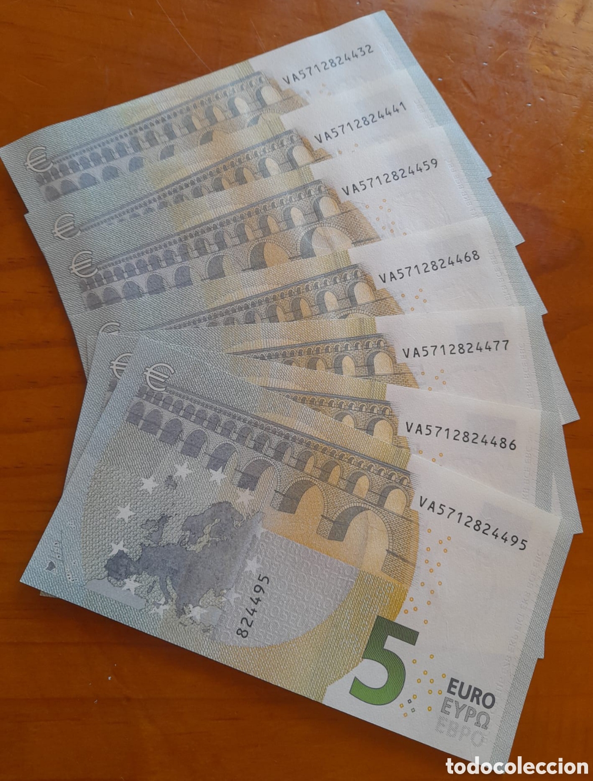 Billetes espa&ntilde;oles: Un billete original de 5 euros de Espa&ntilde;a .precio por un billete