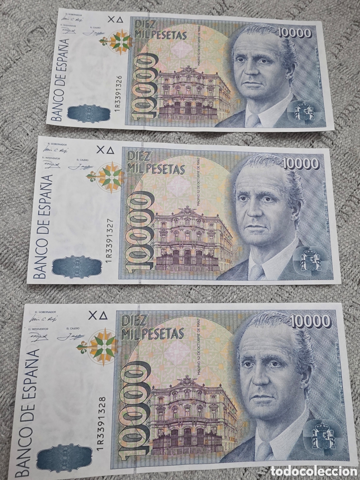 Billetes espa&ntilde;oles: Se vende lote de 3 billetes de 10000 pesetas consecutivos.