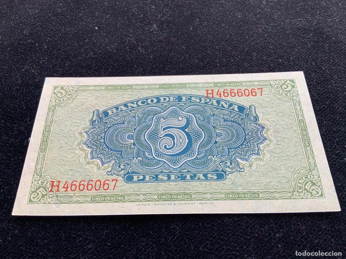 Billetes espa&ntilde;oles: Billete de 5 pesetas 1940. Ebc - Foto 12