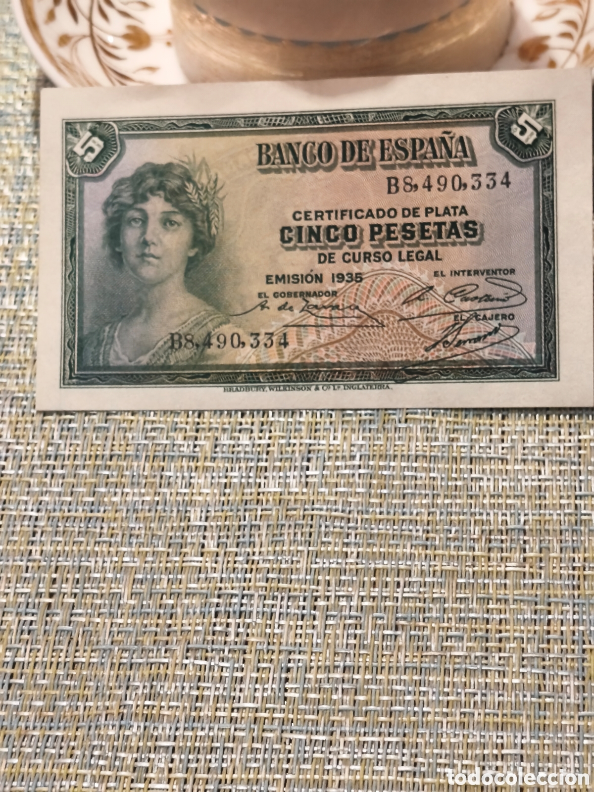 Billetes espa&ntilde;oles: Billete mbc+ de la republica de Espa&ntilde;a muy escaso ,5 ptas de 1935 ver imagenes