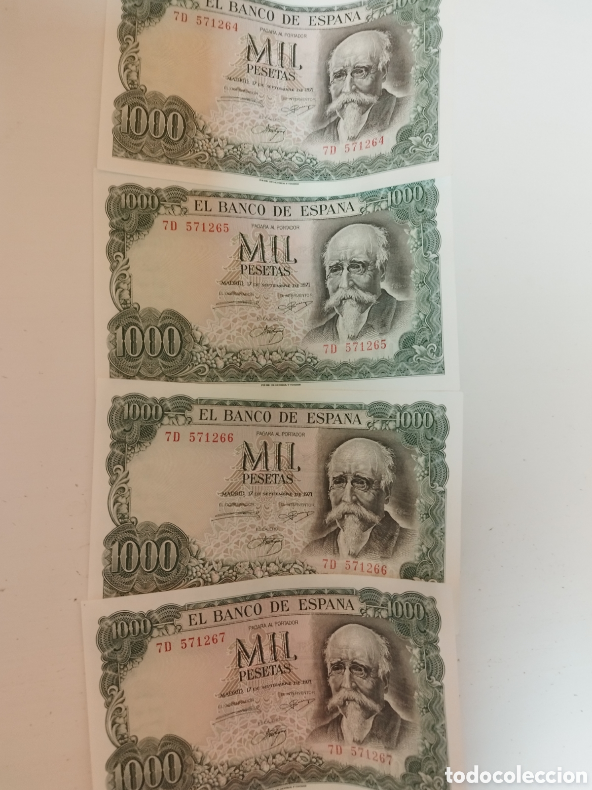 Billetes espa&ntilde;oles: 4 Billetes correlativos de mil pesetas. A&ntilde;o 1971.