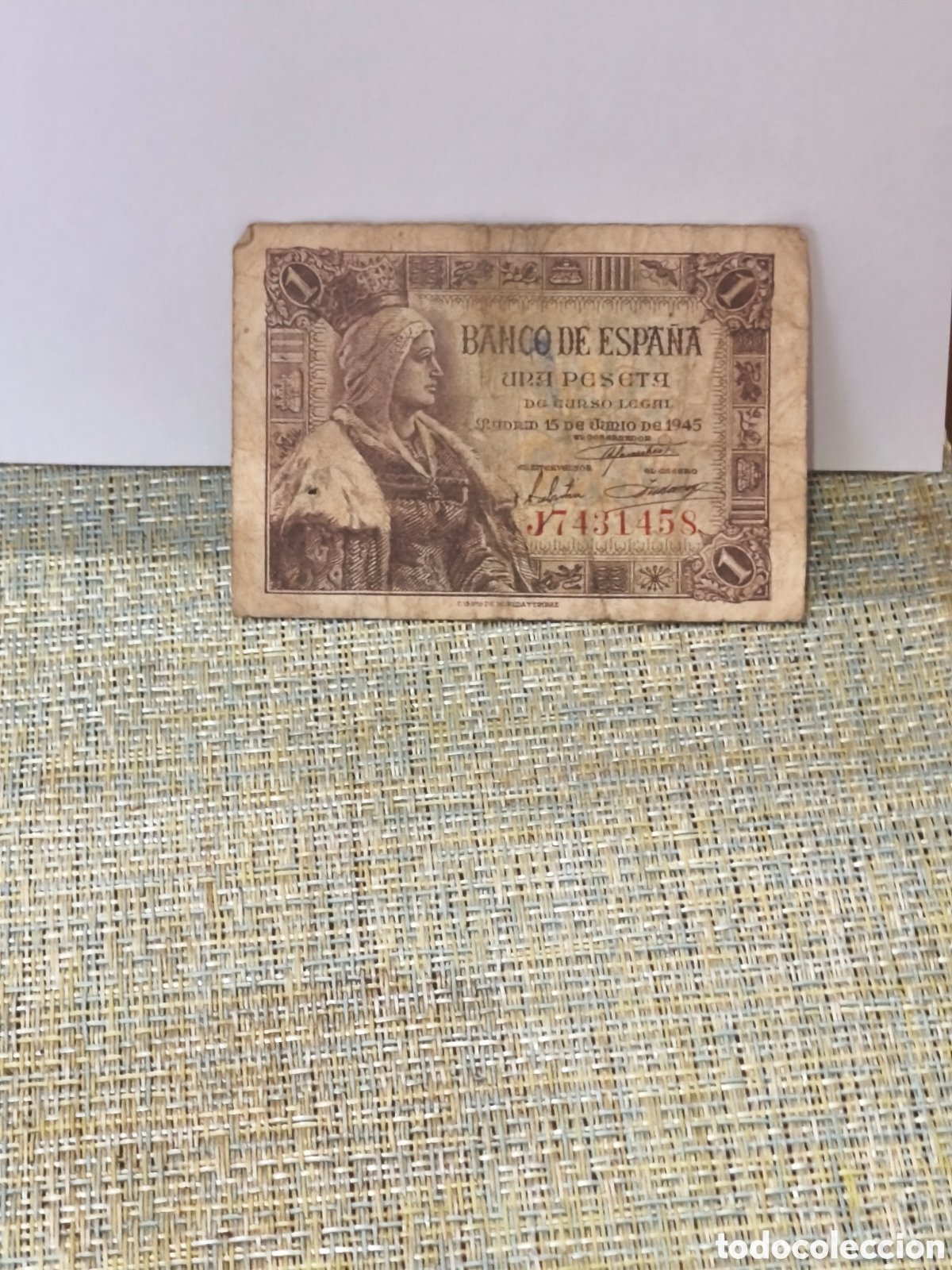 Notas espanholas: Billete circulado de Espa&ntilde;a de 1 pts de 1945!Isabel bc ver im&aacute;genes