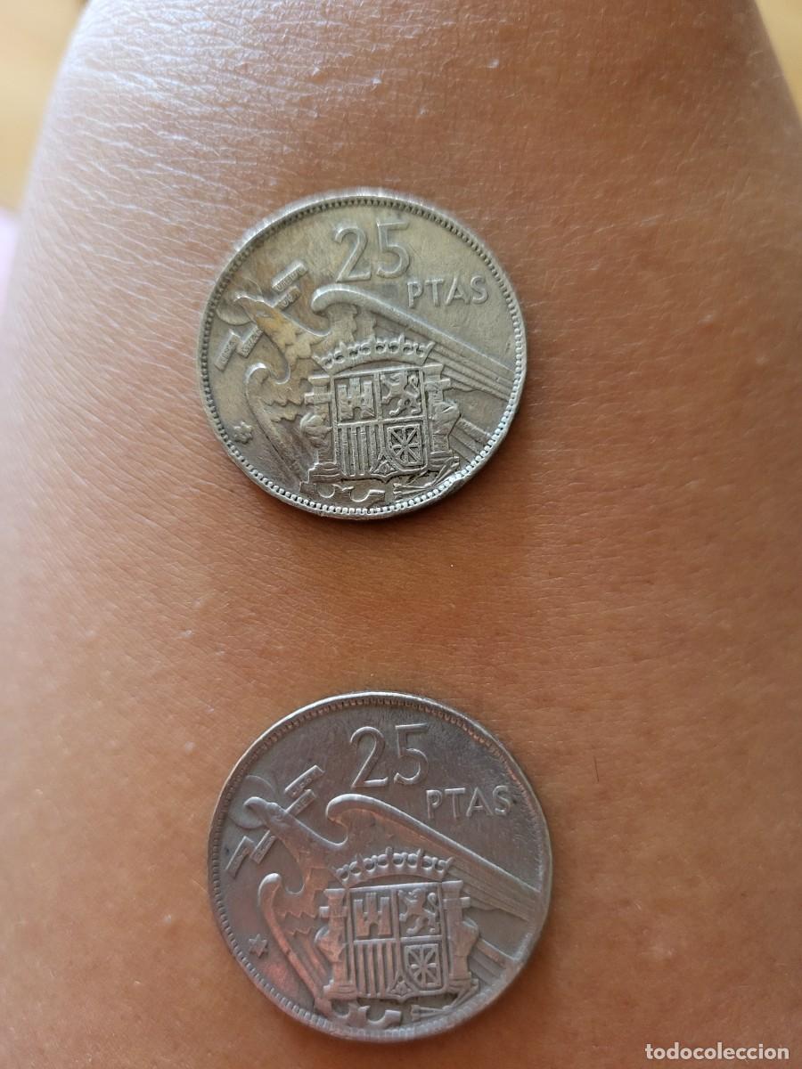 Billetes espa&ntilde;oles: 2 monedas de 25 pesetas Franco - Foto 2