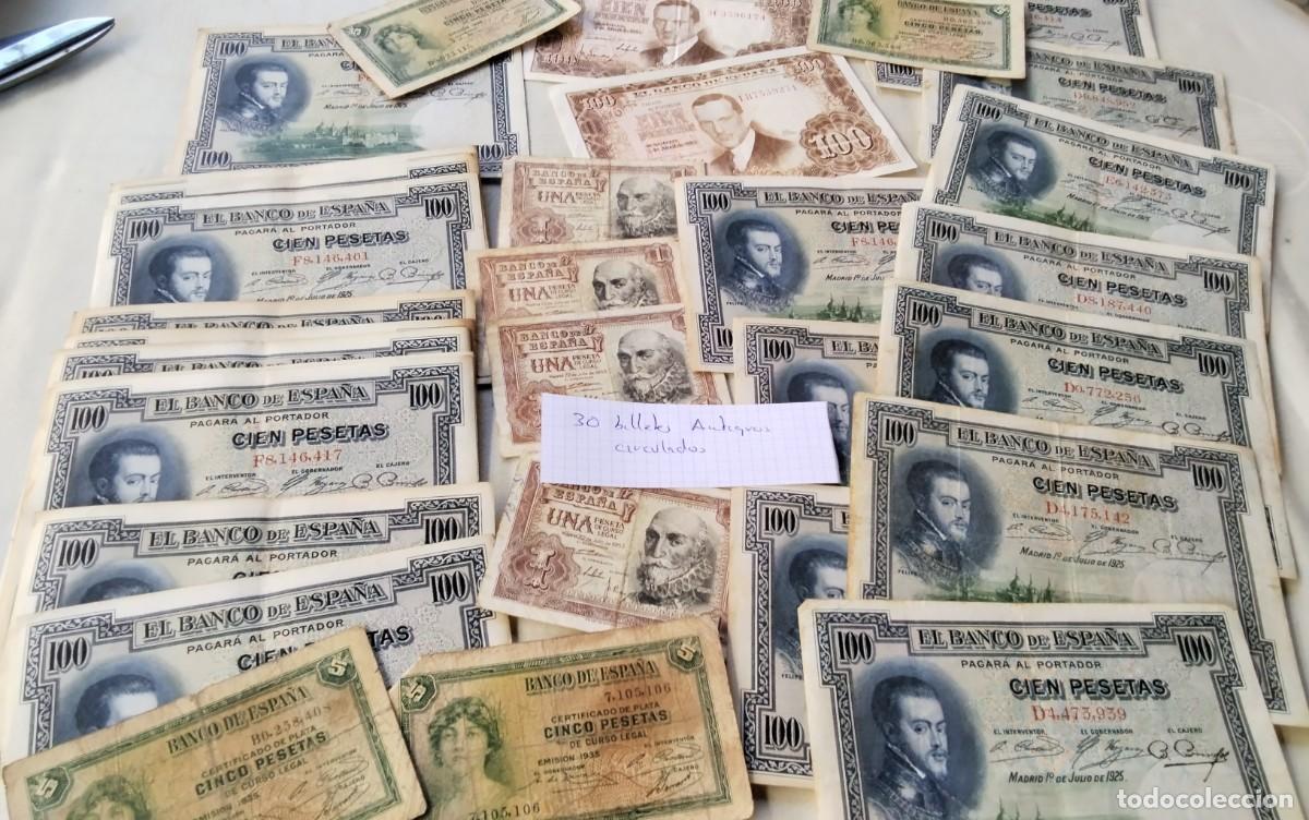 Spanish Banknotes: 30 BILLETES DE ESPA&Ntilde;A ANTIGUOS CIRCULADOS , VER COMPOSICION