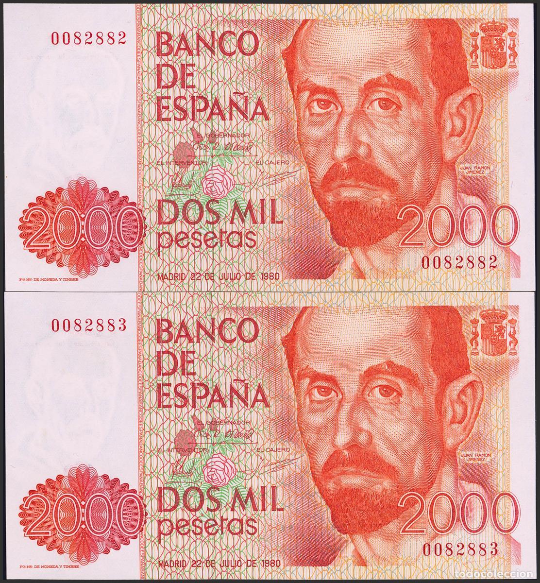 Billetes espa&ntilde;oles: 2000 Pesetas. 22 de Julio de 1980. Pareja correlativa. Sin serie y numeraci&oacute;n muy baja. (Edifil 2020