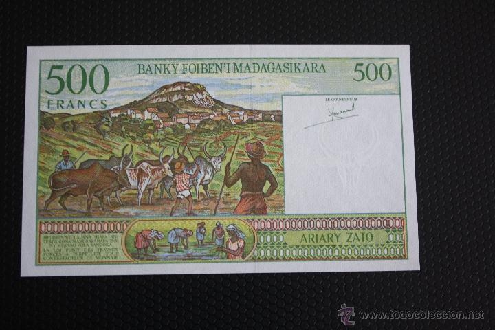 Billetes extranjeros: MADAGASCAR, 500 FRANCOS (1994) - Foto 2