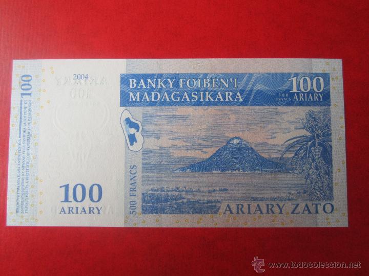 Billetes extranjeros: Madagascar. billete de 100 ariary 2004 - Foto 2