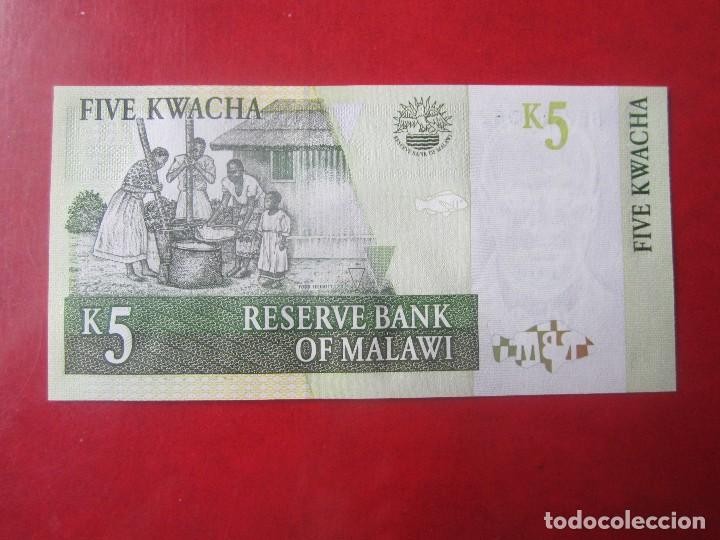 Billetes extranjeros: Malawi. billete de 5 Kwacha. 2005 - Foto 2