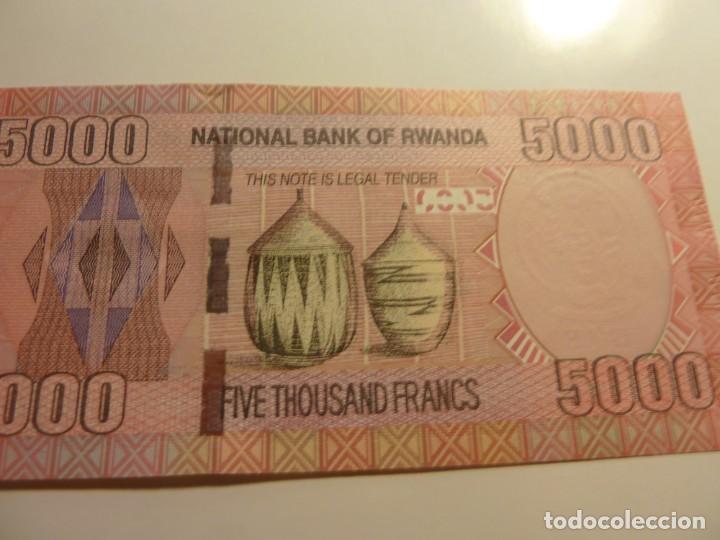 Billetes extranjeros: RUANDA 5.000 FRN 2014 S/C - Foto 2